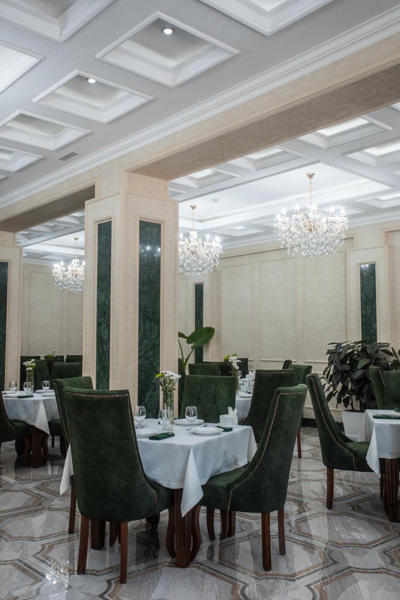 Hotel Arhan Palace ซามาร์คันด์ ภายนอก รูปภาพ